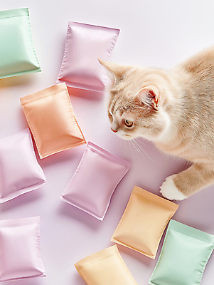 JPG 편집이미지 한마리 사람없음 귀여움 연보라색 파스텔톤 파우치 목업 반려묘 편집실사 AI포토 AI콘텐츠 1 컬러 컨셉 가방 반려동물 보라색 고양이 CG 파일형식