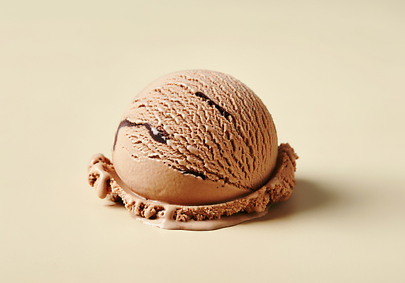 JPG 편집이미지 사람없음 유행 오브젝트 2025년 트렌드컬러 편집실사 모카무스 AI포토 AI콘텐츠 컬러 연도 CG 파일형식