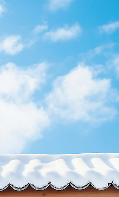 JPG 구름 편집이미지 한국전통 설경 하늘 기와 사람없음 파란색 쌓인눈 눈덮임 편집실사 AI포토 AI콘텐츠 자연요소 전통 컬러 컨셉 겨울 한국 풍경 CG 파일형식