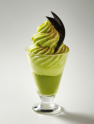 JPG 편집이미지 음식 아이스크림 잔 사람없음 초콜릿 말차 녹차맛 편집실사 AI포토 AI콘텐츠 식기 디저트 차_음료 맛 녹차 CG 파일형식