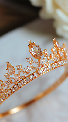 JPG 편집이미지 왕관 사람없음 장식 빛 화려 황금 클래식 고급 우아함 다이아몬드 편집실사 AI포토 AI콘텐츠 컨셉 보석 CG 파일형식