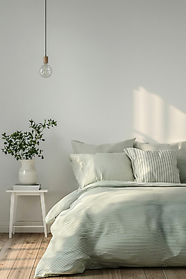 JPG 식물 편집이미지 베개 침구 전등 실내 사람없음 인테리어 봄 침실 이불 침대 포근함 토기화병 편집실사 AI포토 AI콘텐츠 디자인 계절 가구 조명 내부 꽃병 감각 CG 파일형식