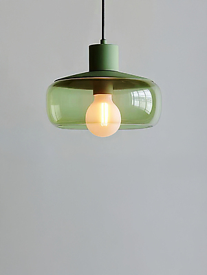 JPG 편집이미지 전구 조명 사람없음 초록색 빛 인테리어 반사 디지털합성 카피스페이스 편집실사 AI포토 AI콘텐츠 디자인 컬러 공백 CG 파일형식