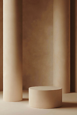 JPG 편집이미지 그림자 사람없음 빛 갈색 분위기 원기둥 감성 포디움 트렌드컬러 편집실사 2025트렌드 모카무스 AI포토 AI콘텐츠 컬러 컨셉 유행 무대 원형 CG 파일형식 2025년