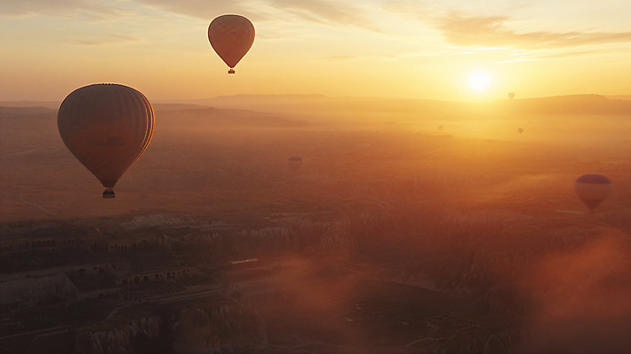 JPG 구름 편집이미지 해외풍경 해외여행 자연 휴식 사람없음 햇빛 태양 노을 열기구 튀르키예 편집실사 AI포토 AI콘텐츠 자연요소 해외 아시아 여행 컨셉 항공교통 풍경 CG 생태계 파일형식