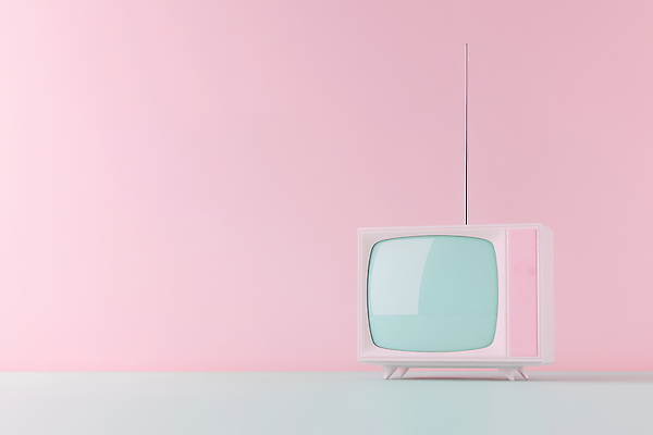 JPG 편집이미지 분홍색 안테나 사람없음 3D 텔레비전 빈티지 오브젝트 복고 감성 파스텔톤 편집실사 편집3D AI컴퓨터그래픽 AI콘텐츠 컬러 컨셉 통신 전자제품 디지털합성 CG 파일형식