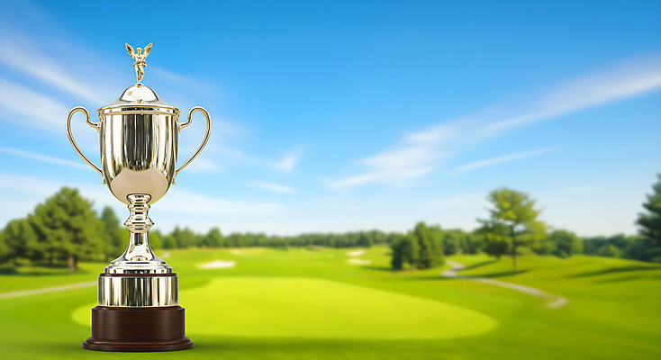 JPG 나무 편집이미지 골프장 필드 하늘 잔디 사람없음 우승 트로피 시상 편집실사 AI컴퓨터그래픽 AI콘텐츠 식물 골프 스포츠시설 최고 상_우승 CG 파일형식