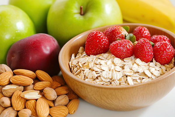 JPG 편집이미지 식탁 딸기 바나나 사람없음 아침식사 사과 시리얼 아몬드 나무그릇 편집실사 AI포토 AI콘텐츠 그릇 음식 과일 탁자 목재 식사 견과류 CG 파일형식