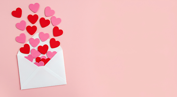 JPG 편집이미지 행복 분홍색 편지봉투 사랑 사람없음 하트 카피스페이스 편집실사 AI포토 AI콘텐츠 모양 감정 컬러 봉투 공백 편지 CG 파일형식