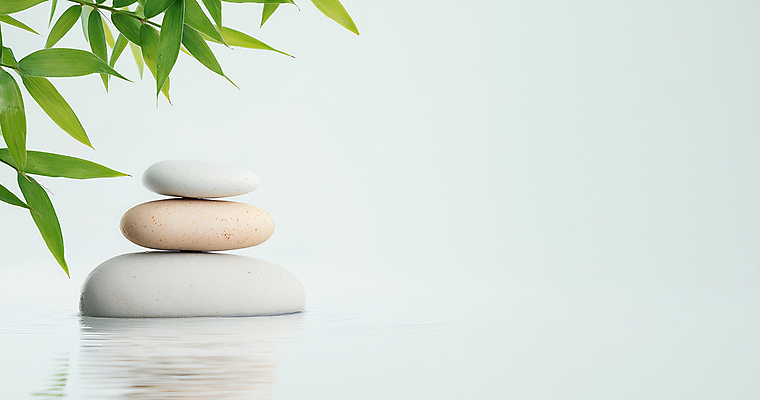 JPG 편집이미지 자연 나뭇잎 사람없음 평화 고요 수면 명상 편집실사 젠 AI포토 AI콘텐츠 컨셉 잎 물 쌓기 돌_바위 CG 생태계 파일형식