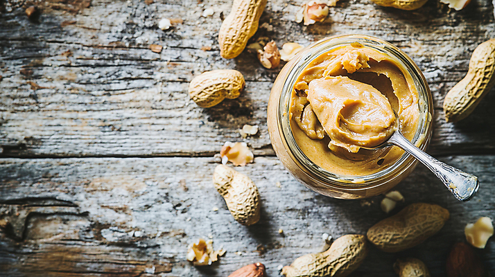 JPG 편집이미지 유리병 사람없음 숟가락 잼 땅콩 나무탁자 땅콩버터 잼나이프 편집실사 AI포토 AI콘텐츠 탁자 병_용기 수저 견과류 소스_음식 나이프 CG 파일형식 스프레드_음식