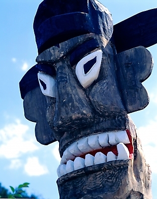 포토 JPG 주간 한국전통 전통 종교 조각 종교용품 하늘 근접촬영 사람없음 야외 무속 무속신앙용품 장승 민간신앙 미신 조각_조소 국내포토 자연요소 뷰포인트 한국 조소 파일형식