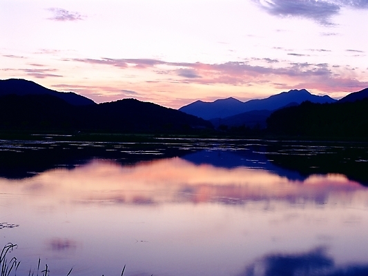포토 JPG 주간 구름 호수 자연 하늘 산 풍경 사람없음 야외 반사 일출 어둠 일몰 안개 충주호 국내포토 자연요소 날씨 노을 생태계 충주 파일형식