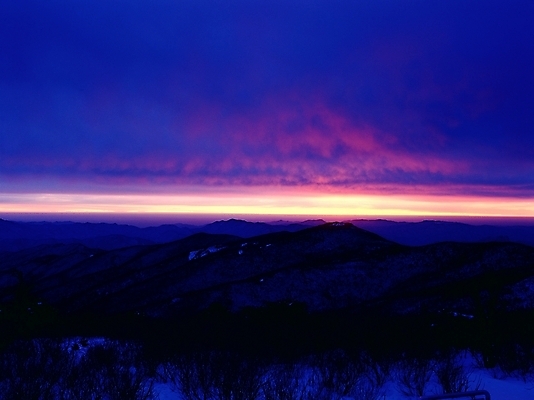 포토 JPG 주간 자연 하늘 산 풍경 사람없음 야외 태양 일출 어둠 일몰 태백산 국내포토 자연요소 노을 생태계 태백 파일형식