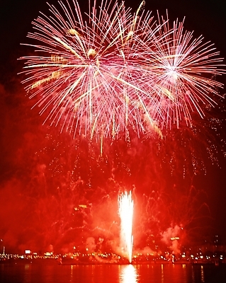 포토 JPG 주간 야경 폭죽 불꽃놀이 이벤트 사람없음 야외 축제 도시 국내포토 자연요소 놀이 야간 파일형식 풍경_경치