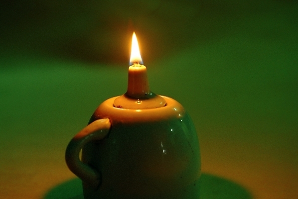 포토 JPG 주간 한국문화 한국전통 생활용품 불 조명 사람없음 야외 빛 오브젝트 호롱불 등잔불 전통생활용품 국내포토 자연요소 동양문화 전통 한국 전통용품 파일형식