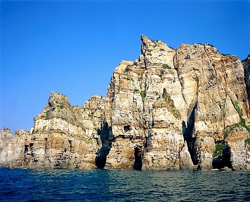 포토 JPG 주간 바다 섬 자연 하늘 풍경 사람없음 야외 절벽 기암절벽 백령도 국내포토 자연요소 생태계 파일형식