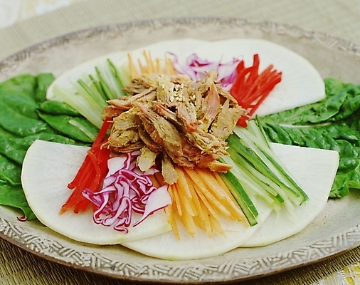 포토 JPG 스튜디오촬영 한국문화 한식 음식 채소 한국 육류 사람없음 무쌈냉채 국내포토 동양문화 아시아 식재료 실내 냉채 파일형식