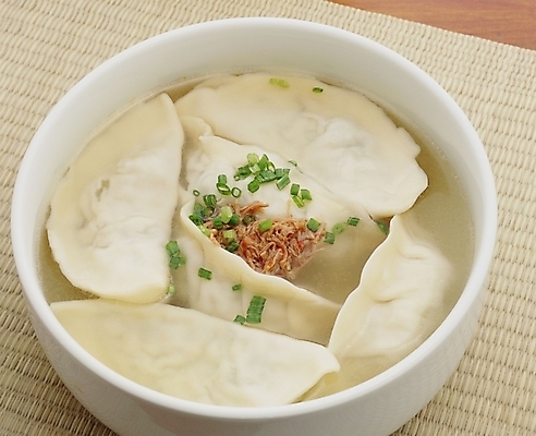 포토 JPG 스튜디오촬영 한식 음식 한국 사람없음 만두 국 만두국 국내포토 아시아 실내 파일형식 나라 내부