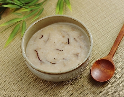 포토 JPG 스튜디오촬영 한국문화 한식 음식 한국 사람없음 죽 버섯죽 표고버섯죽 국내포토 동양문화 아시아 실내 파일형식