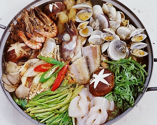 포토 JPG 스튜디오촬영 한국문화 한식 음식 식재료 사람없음 찌개 해물전골 해물찌개 국내포토 동양문화 한국 실내 전골 파일형식