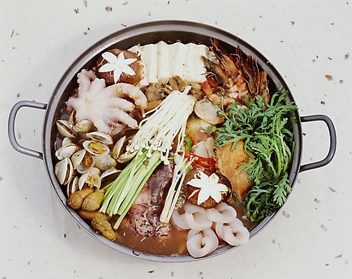 포토 JPG 스튜디오촬영 한국문화 한식 음식 식재료 사람없음 찌개 해물전골 해물찌개 국내포토 동양문화 한국 실내 전골 파일형식