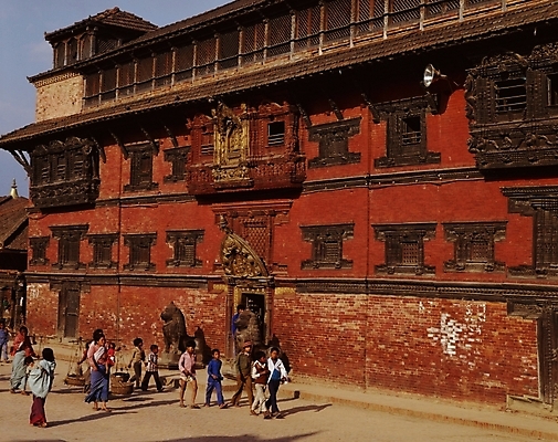 포토 JPG 주간 해외 시설물 건축물 건축 아시아 외국문화 고건축 해외건축 거리 사람 풍경 야외 건물 관광지 동양건축 사찰 사원 보행자 인도 인도문화 인도건축 국내포토 자연요소 동양문화 나라 문화 여행 비즈니스 종교건축 인도_나라 파일형식 동양
