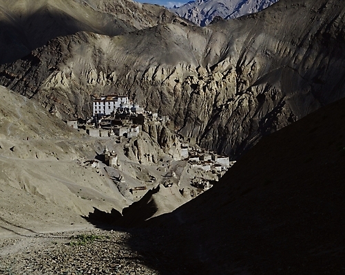 포토 JPG 주간 해외 건축물 아시아 외국문화 자연 산 풍경 사람없음 야외 강 네팔 네팔문화 국내포토 자연요소 동양문화 건축 나라 문화 생태계 파일형식
