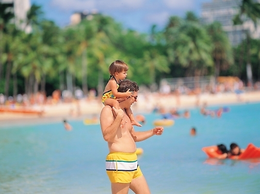 포토 JPG 주간 외국인 나무 식물 사계절 계절 여자 남자 수영복 딸 어린이 가족 자연 물놀이 수영장 사람 야외 두명 여름 여름휴가 바캉스 목말 아빠 휴양지 대서 부녀 국내포토 자연요소 옷 관계 모션 놀이 휴가 인종 장소 절기 생태계 파일형식 여름_계절