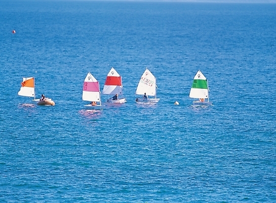 포토 JPG 주간 바다 백그라운드 풍경 야외 여름 레포츠 윈드서핑 국내포토 자연요소 계절 레저 수상스포츠 파일형식