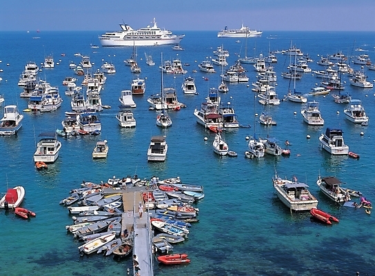 포토 JPG 주간 해외풍경 산업 바다 백그라운드 교통 수상교통 요트 풍경 사람없음 야외 운송업 크루즈 선박 국내포토 자연요소 해외 교통수단 배_교통 파일형식
