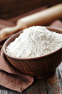 포토 JPG 해외이미지 음식 백그라운드 재료 탁자 요리 사람없음 목재 갈색 쌓기 주방 흰색 기구 사발 가루 준비 유기농 날것 반죽 밀가루 밀가루반죽 통밀 해외202004 해외포토 나무 웰빙 컬러 가구 모션 사기그릇 밀 파일형식