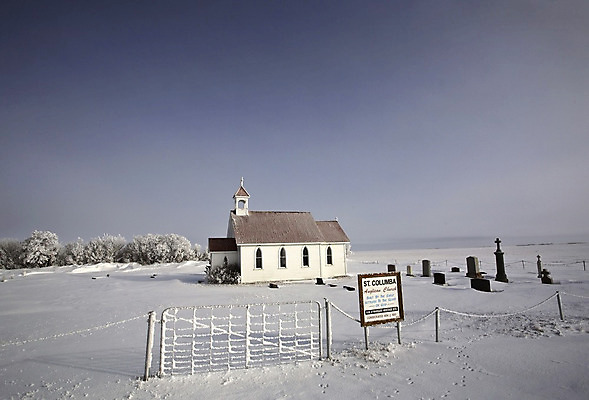 포토 JPG 해외이미지 여행 캐나다 겨울 풍경 사람없음 가로 울타리 교회 디지털 덮개 백발 역사 재산 그림 서리 장면 해외202004 해외포토 헤어스타일 계절 북아메리카 종교건축 건물 금융 담장 뚜껑 파일형식