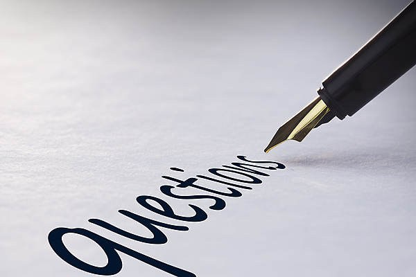 포토 JPG 해외이미지 종이 텍스트 사람없음 단어 만년필 기록 질문 페이지 유행어 해외202004 해외포토 문자 펜 유행 파일형식