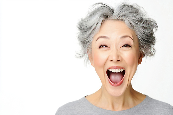 JPG 편집이미지 여자 중년 한명 웃음 상반신 프로필 의료성형뷰티 중년여자한명만 편집실사 AI인물포토 AI콘텐츠 1 표정 사람 성인 CG 여자한명만 중년여자만 파일형식 AI포토