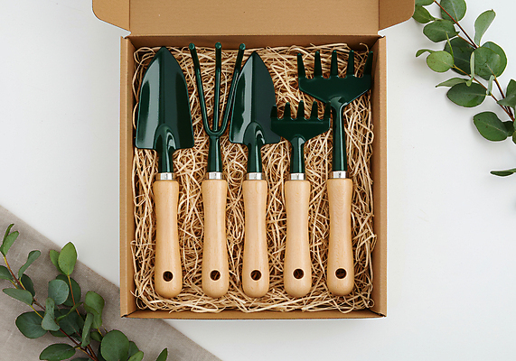 JPG 편집이미지 잎 취미 사람없음 세트 상자 흙 모종삽 패키지 갈퀴 원예용품 홈가드닝 편집실사 AI포토 AI콘텐츠 식물 생활용품 삽 CG 원예 파일형식