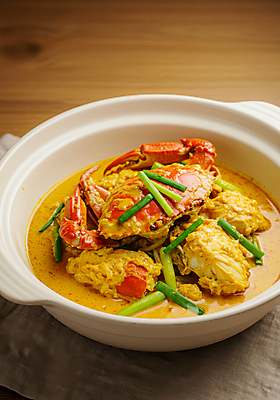 JPG 편집이미지 태국 사람없음 전통음식 게 소스 냄비 향신료 부추 카레 뿌팟퐁커리 편집실사 AI포토 AI콘텐츠 전통 아시아 음식 채소 갑각류 양념 솥 CG 태국음식 향미료 파일형식