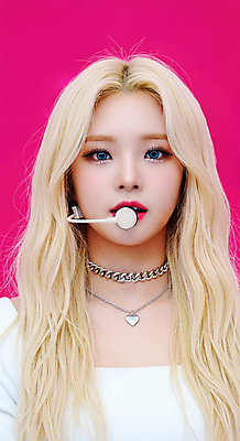 JPG 편집이미지 응시 여자 분홍색 목걸이 한명 상반신 성인 금발 뷰티 공연 가수 스타 무선마이크 아이돌 케이팝 의료성형뷰티 성인여자한명만 편집실사 AI인물포토 AI콘텐츠 1 헤어스타일 시선 음악 컬러 장신구 사람 이벤트 음악가 CG 마이크 연예인 여자한명만 성인여자만 파일형식 AI포토