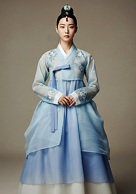 JPG 편집이미지 한국전통 응시 옷 여자 패션 한명 성인 파란색 갈색 족두리 손모으기 여자한복 의료성형뷰티 성인여자한명만 편집실사 AI인물포토 AI콘텐츠 1 전통 시선 컬러 전통소품 한국 사람 손짓 한복 CG 여자한명만 성인여자만 파일형식 AI포토