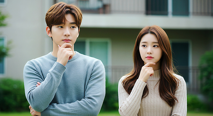 JPG 편집이미지 여자 남자 신혼부부 부동산 아파트 상반신 성인 야외 두명 고민 내집마련 부동산매매 신혼집 의료성형뷰티 성인만 편집실사 AI인물포토 AI콘텐츠 부부 감정 주택 사람 재산 CG 신혼 파일형식 AI포토