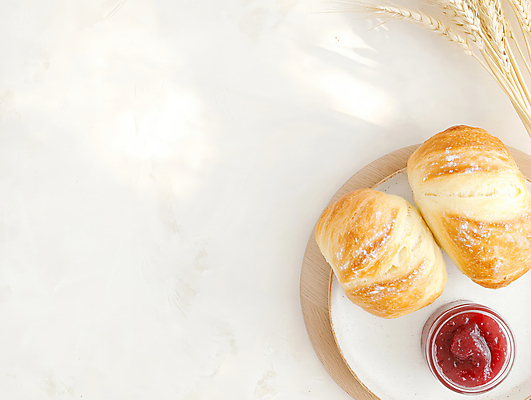 JPG 편집이미지 접시 식탁 따뜻함 건강 사람없음 우유 병 밀 대리석 딸기잼 베이지색 브리오슈 맛있는 편집실사 AI포토 AI콘텐츠 식기 빵 컬러 재료 탁자 유제품 곡류 잼 CG 파일형식