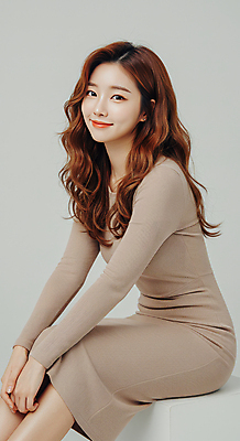 JPG 모델 편집이미지 응시 여자 포즈 한명 미소 앉기 성인 회색 손모으기 의료성형뷰티 성인여자한명만 편집실사 AI인물포토 AI콘텐츠 1 시선 컬러 모션 표정 사람 손짓 CG 여자한명만 성인여자만 파일형식 AI포토