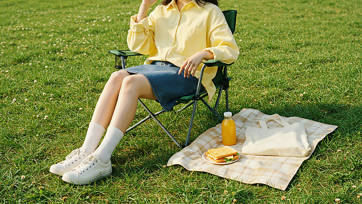 JPG 모델 편집이미지 접시 여자 의자 샌드위치 한명 앉기 잔디 성인 오렌지주스 돗자리 봄여행 에코백 음료수병 의료성형뷰티 성인여자한명만 편집실사 AI인물포토 AI콘텐츠 식물 1 식기 음식 여행 가구 가방 모션 사람 봄 과일주스 CG 에코 병_담는 여자한명만 성인여자만 파일형식 AI포토