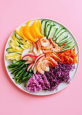 JPG 편집이미지 접시 분홍색 재료 오이 새우 파프리카 건강 사람없음 당근 신선 배추 애호박 건강식 월남쌈 적환무 맛있는 편집실사 AI포토 AI콘텐츠 식기 음식 컬러 채소 호박 뿌리채소 갑각류 무 CG 베트남음식 파일형식