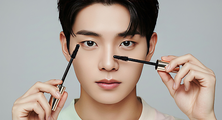 JPG 스튜디오촬영 편집이미지 헤어스타일 남자 감정 포즈 따뜻함 한명 미소 들기 상반신 20대 성인 캐주얼 빛 햇빛 청결 화장품 편안함 모던 마스카라 감성 베이지색 의료성형뷰티 성인남자한명만 편집실사 IC뷰티큐레이션 AI인물포토 AI콘텐츠 1 옷 컬러 컨셉 모션 실내 표정 사람 청년 태양 뷰티 감각 위생 CG 남자한명만 성인남자만 파일형식 AI포토