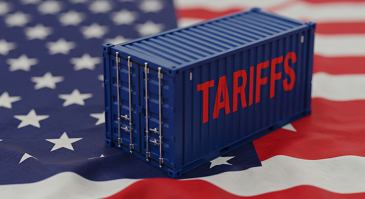 JPG 편집이미지 비즈니스 사람없음 경제 파란색 미국 성조기 위험 컨테이너 사회이슈 무역 전쟁 관세 무역전쟁 세관 편집실사 IC큐레이션 AI포토 AI콘텐츠 산업 컬러 컨셉 북아메리카 국기 CG 세금 파일형식 관세청