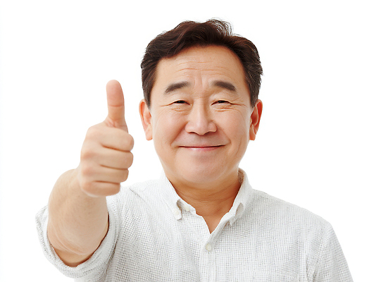 JPG 편집이미지 남자 중년 한명 웃음 상반신 앞모습 희망 최고 선택 추천 따봉 의료성형뷰티 좋음 중년남자한명만 편집실사 AI인물포토 AI콘텐츠 1 감정 뷰포인트 컨셉 표정 사람 성인 CG 남자한명만 중년남자만 파일형식 AI포토