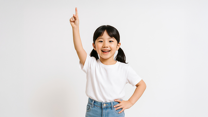 JPG 스튜디오촬영 편집이미지 여자 어린이 허리손 손가락 한명 미소 소녀 상반신 청바지 가리킴 흰티 의료성형뷰티 소녀한명만 편집실사 AI인물포토 AI콘텐츠 1 손 포즈 티셔츠 바지 실내 표정 사람 손짓 CG 여자한명만 소녀만 파일형식 AI포토