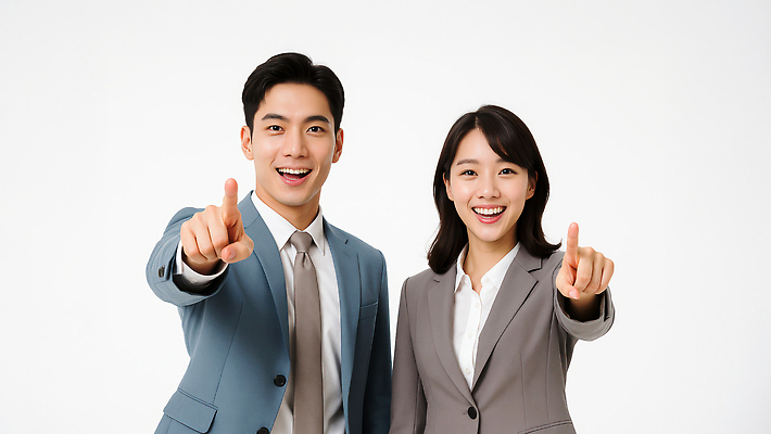 JPG 스튜디오촬영 편집이미지 커플 여자 남자 미소 정장 상반신 성인 두명 가리킴 비즈니스맨 비즈니스우먼 의료성형뷰티 성인만 편집실사 AI인물포토 AI콘텐츠 옷 비즈니스 관계 실내 표정 사람 손짓 직장인 CG 파일형식 AI포토
