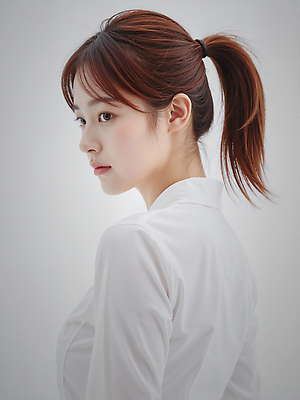 JPG 편집이미지 여자 와이셔츠 한명 상반신 성인 뷰티 흰색 묶은머리 뷰티풀 청순 의료성형뷰티 성인여자한명만 편집실사 AI인물포토 AI콘텐츠 1 헤어스타일 컬러 컨셉 셔츠 사람 CG 여자한명만 성인여자만 파일형식 AI포토